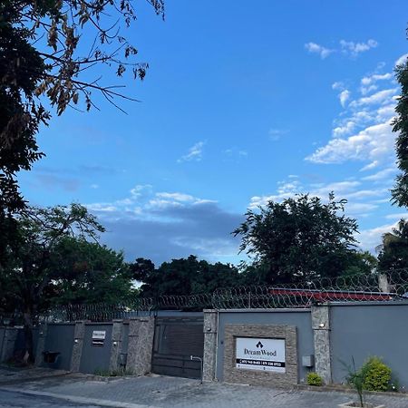 Dreamwood Guest House Mbombela Kültér fotó